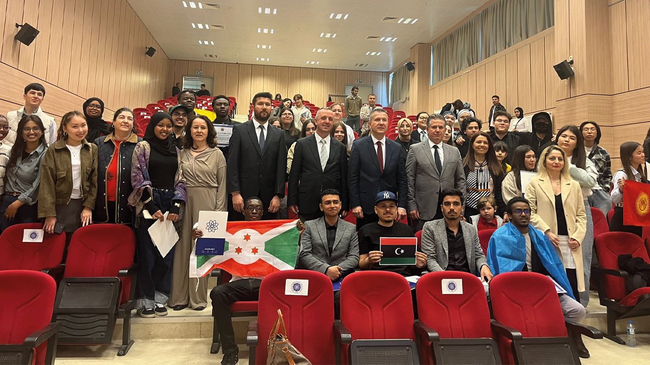 Tekirdağ NKÜ’de Kültürlerarası Buluşma: Uluslararası Öğrenci Günü Yoğun Katılımla Gerçekleşti