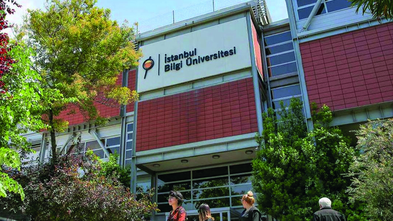 İstanbul Bilgi Üniversitesi Kapatıldı! Öğrenciler Mimar Sinan’da Devam Edecek