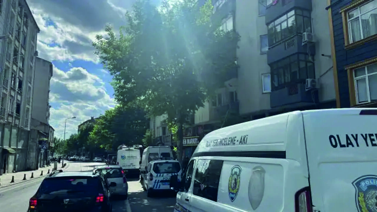Gaz Kokusu İhbarında Acı Gerçek: Yaşlı Adam Evinde Hayatını Kaybetmiş Halde Bulundu