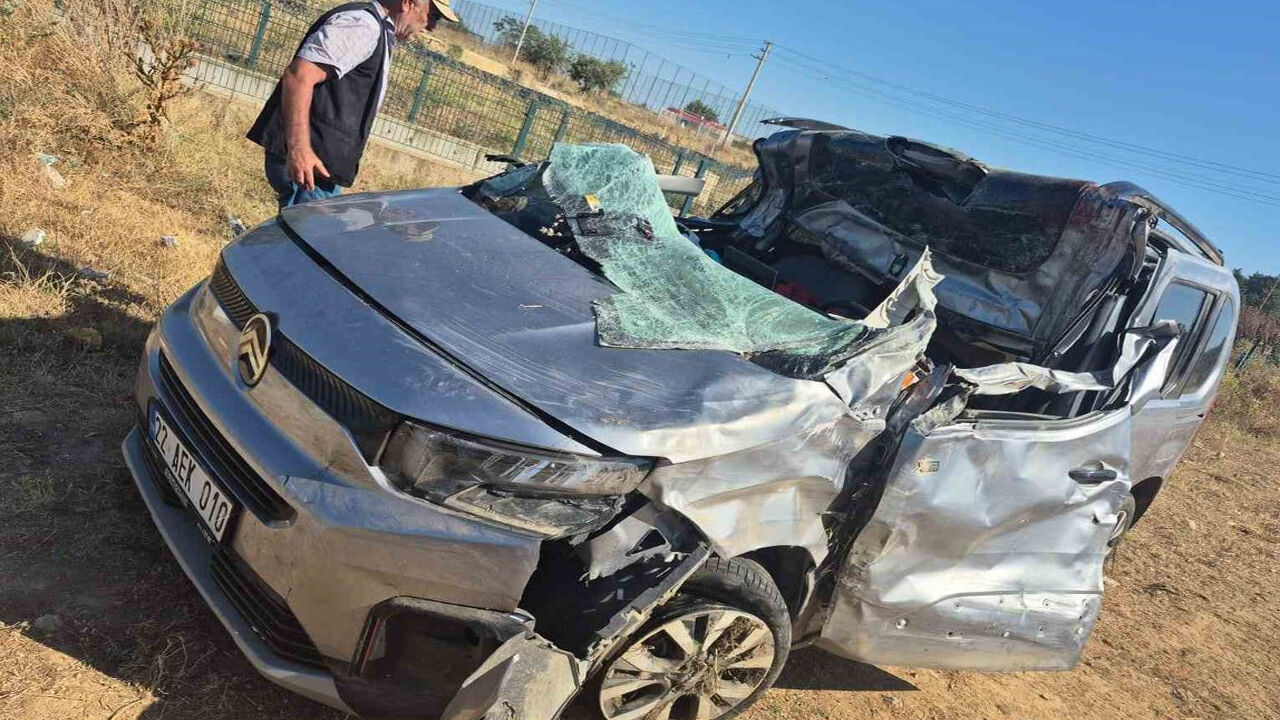 Keşan'da Takla Atan Otomobilin Sürücüsü Hayatını Kaybetti