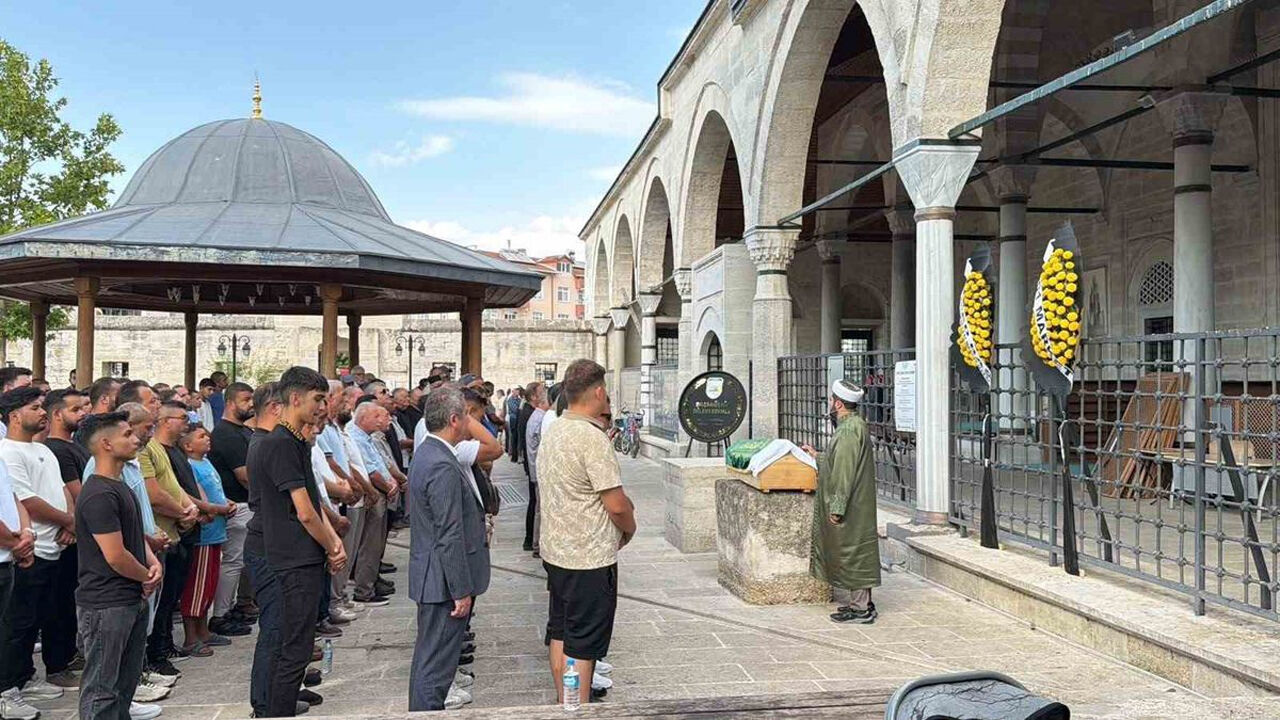 Babaeski’de Dereye Giren 7 Yaşındaki Çocuk Hayatını Kaybetti