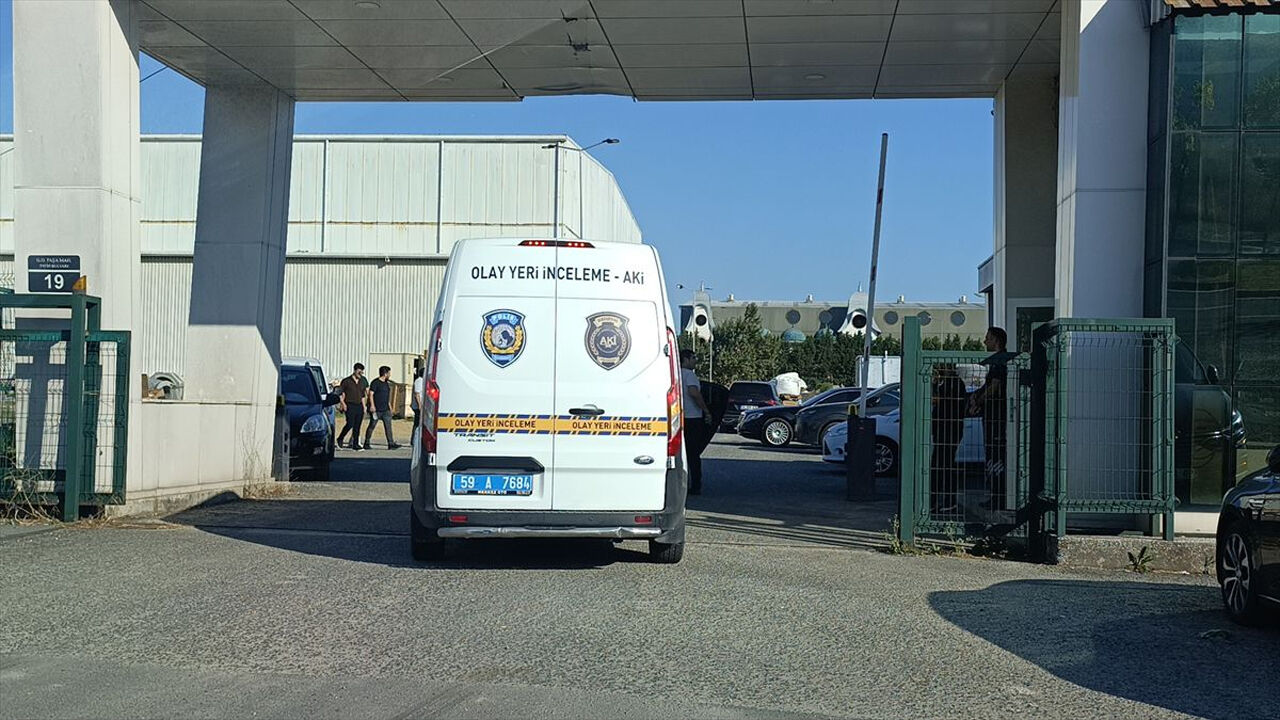 Çerkezköy'de Fabrikada Kimyasal Gaz Paniği: 3 İşçi Hastaneye Kaldırıldı