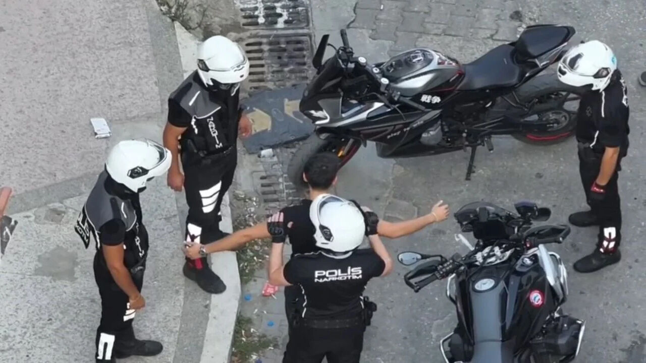 Edirne'de Motorlu Narkotik Polisinden Uyuşturucuyla Mücadele