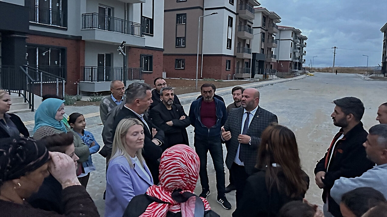 Milletvekili Özcan Muratlı’da vatandaşlarla bir araya geldi