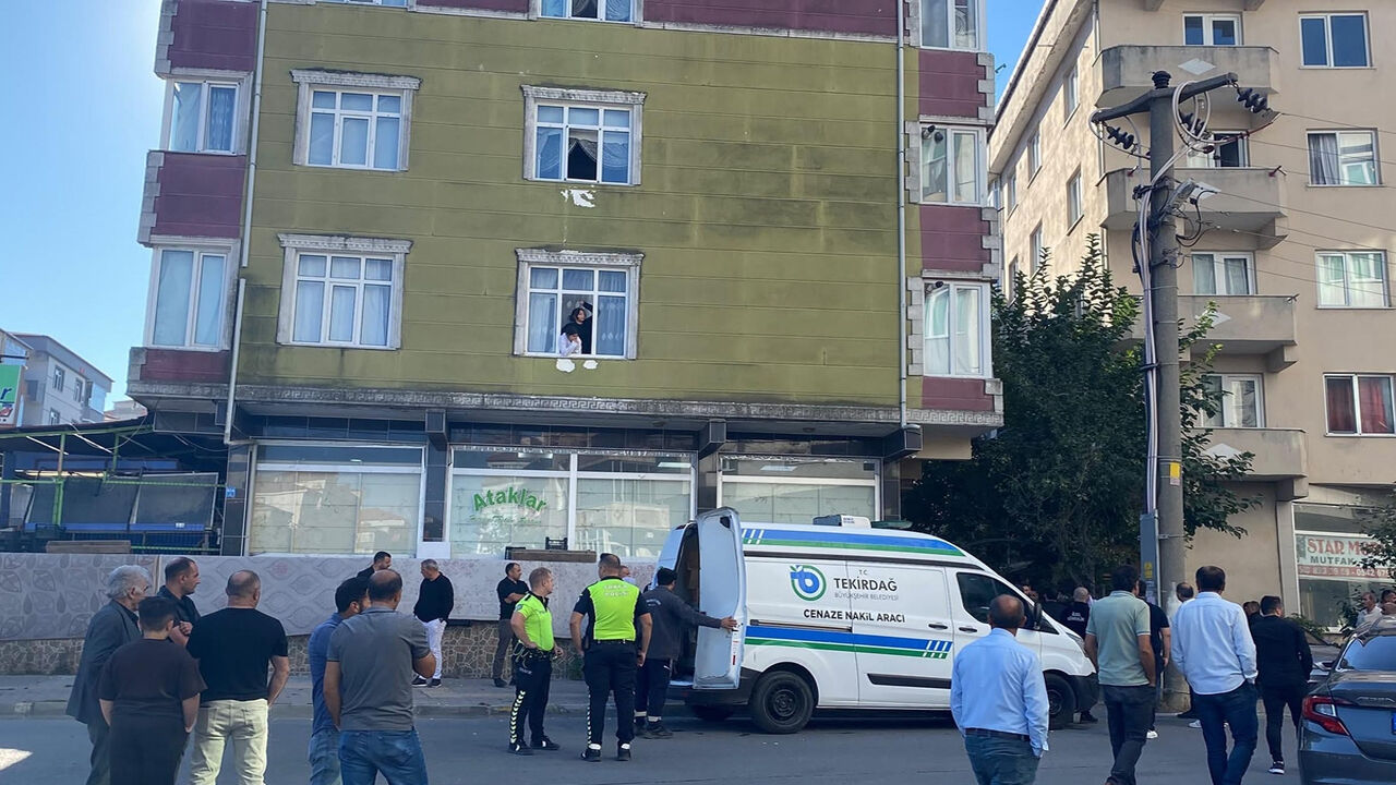 Kapaklı’da 80 yaşındaki adam eşini bıçaklayarak öldürdü