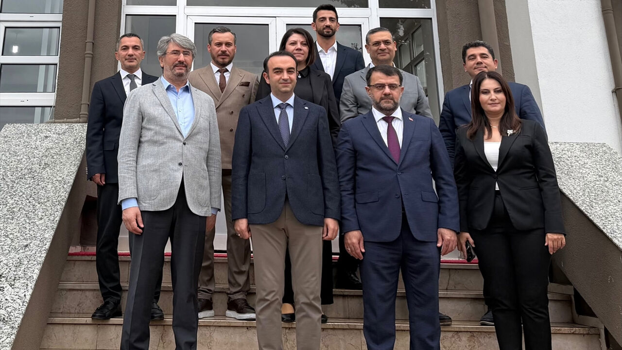 Öz Sağlık-İş heyetinden İl Sağlık Müdürü Onar’a ziyaret