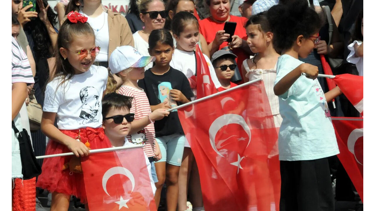 Trakya’da 30 Ağustos Coşkusu: Zafer Bayramı Törenlerle Kutlandı