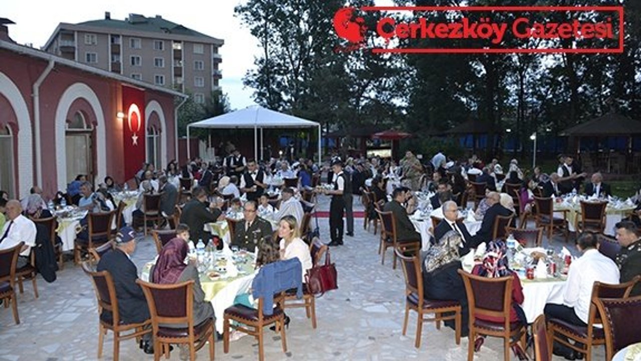 Şehit ve gazi ailelerine anlamlı iftar
