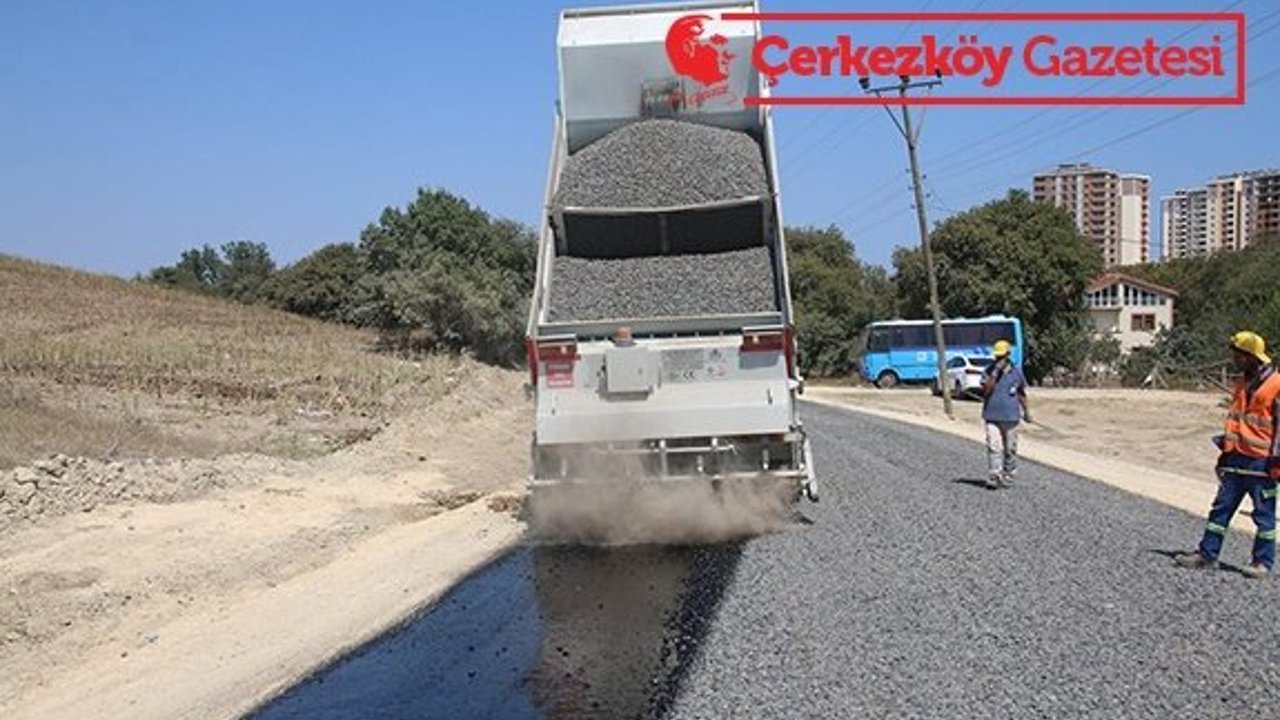 Koca Meşe yolu soğuk asfalt ile kaplandı