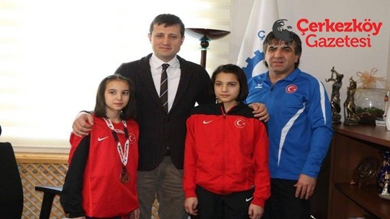 Avrupa 3’üncüsü, Başkan Akay’ı ziyaret etti