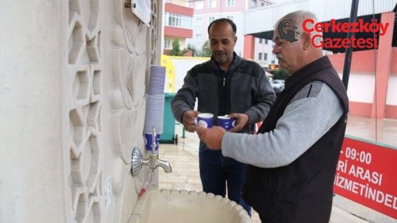 İkram Çeşmesi’nden yeniden çorba akmaya başladı