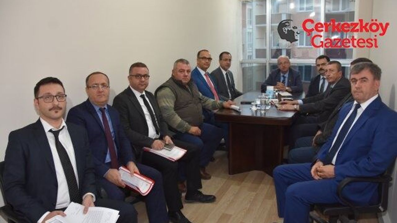 Kapaklı'da ulaşım konulu toplantıya katıldı