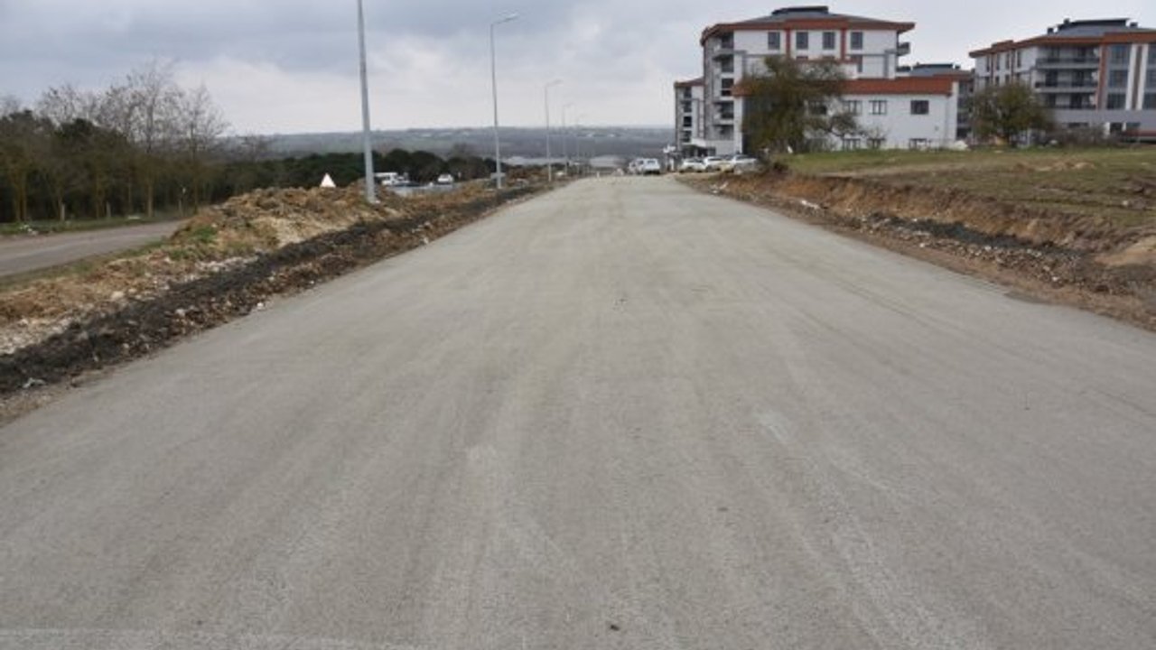 Kuş Bahçe Mevkiinde  beton yol yapımı tamamlandı