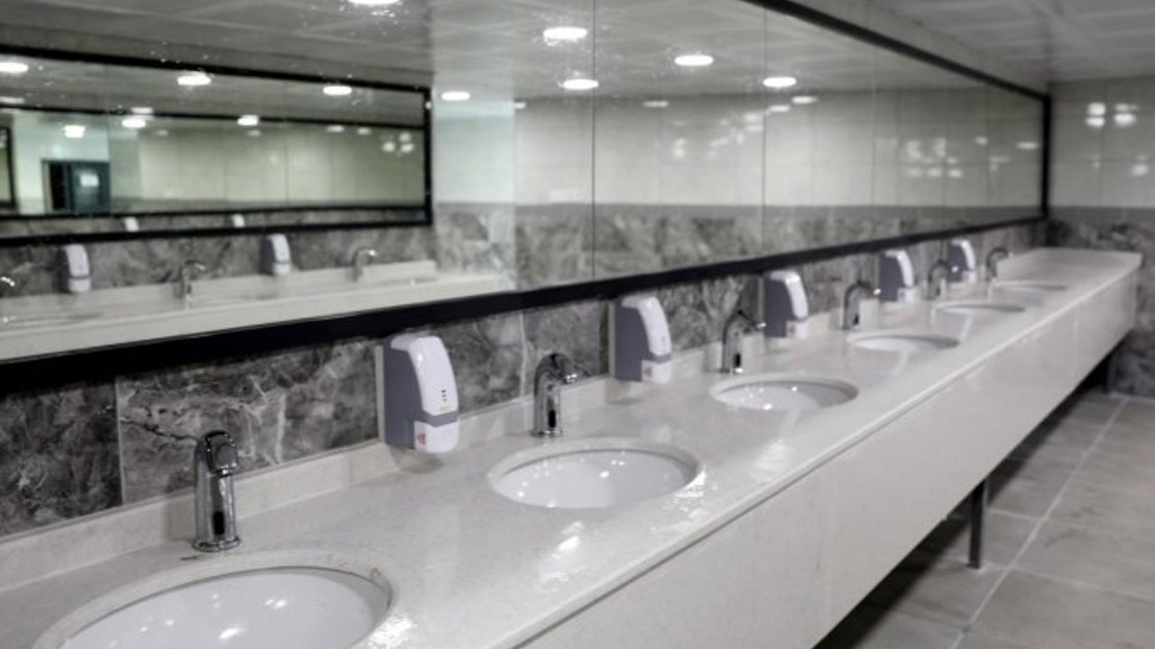 OSMANLI CAMİ’NİN TUVALET VE ABDESTHANELERİ YENİLENİYOR