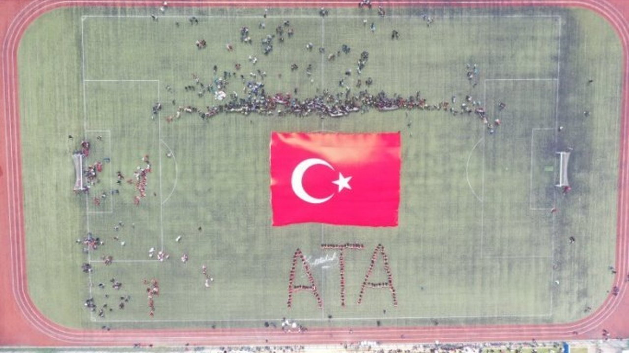 Kapaklı’da 19 Mayıs Atatürk’ü Anma, Gençlik ve Spor Bayramı Çoşkuyla kutlandı.