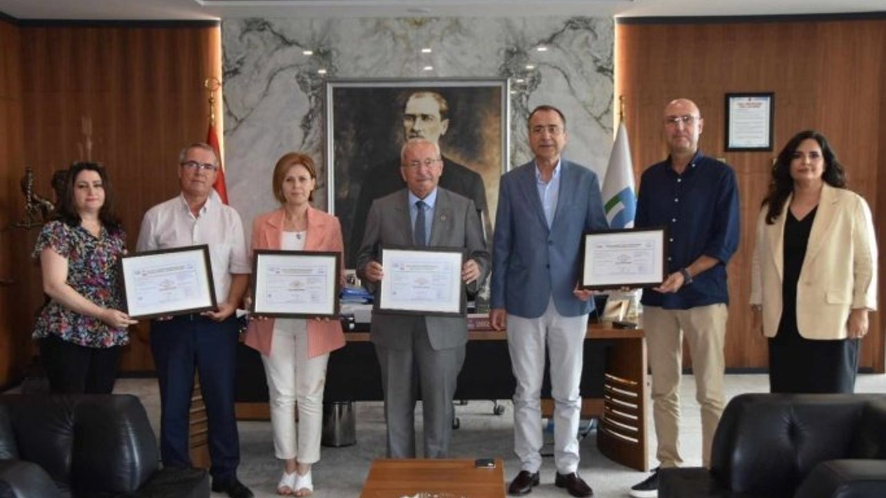 TSE’DEN BÜYÜKŞEHİR BELEDİYESİ’NE DÖRT SİSTEM BELGESİ