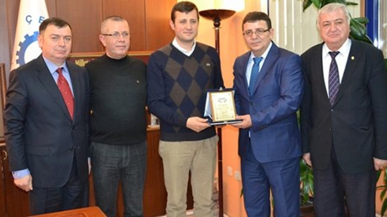 HÖH Genel Başkan yardımcısı Riza’dan Belediye Başkanı Vahap Akay’a ziyaret