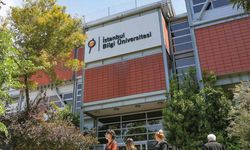 İstanbul Bilgi Üniversitesi Kapatıldı! Öğrenciler Mimar Sinan’da Devam Edecek
