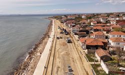 Eriklice Sahili Yenileniyor: Modern Sahil Projesinde Çalışmalar Sürüyor