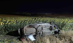Tekirdağ'da Otomobil Beton Bloğa Çarparak Tarlaya Devrildi: 3'ü Çocuk 5 Yaralı