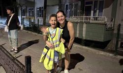 Trafik Polislerinden İşitme Engelli Kardeşlere Anlamlı Sürpriz