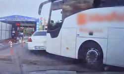 Çorlu'da Yolcu Otobüsü Park Halindeki Otomobile Çarptı