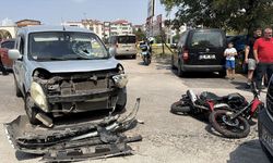 Edirne’de Hafif Ticari Araç ile Motosiklet Çarpıştı: 1 Yaralı