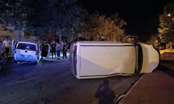 Kapaklı'da Kavşak Kazası: 3 Kişi Yaralandı