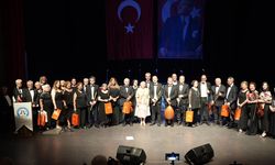 Tekirdağ’da “Ata’ya Saygı Konseri” Düzenlendi