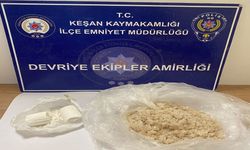 Keşan’da taksiyle uyuşturucu ticareti yaptığı belirlenen 2 şüpheli tutuklandı