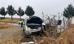 Marmaraereğlisi’nde iki araç çarpıştı: 2 sürücü yaralandı