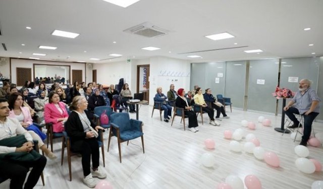 MEME KANSERİNDE ERKEN TEŞHİSİN ÖNEMİ ANLATILDI