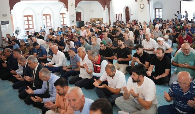 Çorlu'da Şehit Polisler İçin Mevlit Programı Düzenlendi