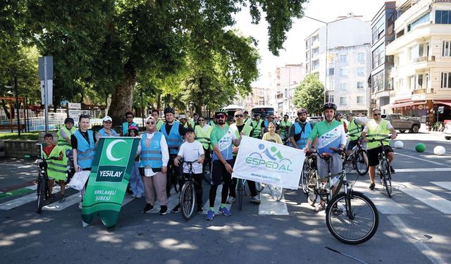 Trakya’da Yüzlerce Kişi Sağlıklı Yaşam İçin Pedal Çevirdi