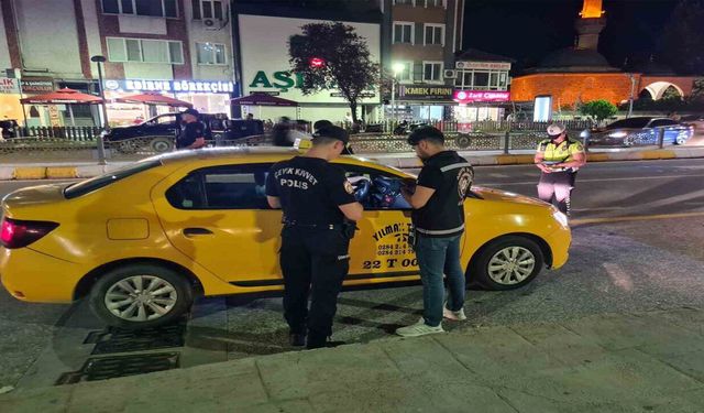 Edirne'de Şok Uygulama: 720 Kişi Denetlendi