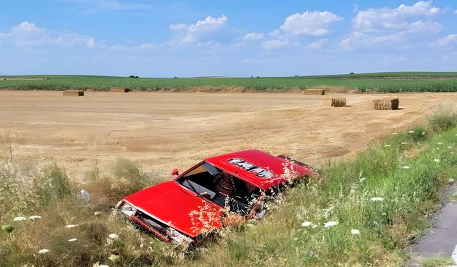 Şarampole Uçan Otomobilin Sürücüsü Yaralandı