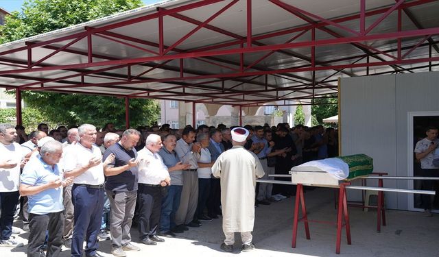 Şehit Annesi Latife Şişman Son Yolculuğuna Uğurlandı