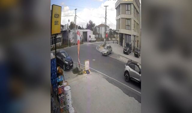 Kapaklı’da “DUR” Tabelasına Çarptı, Öfkesini Tabeladan Çıkardı