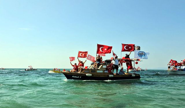 Saros Körfezi’nde 30 Ağustos Coşkusu: 200 Tekne Zafer İçin Seyre Çıktı
