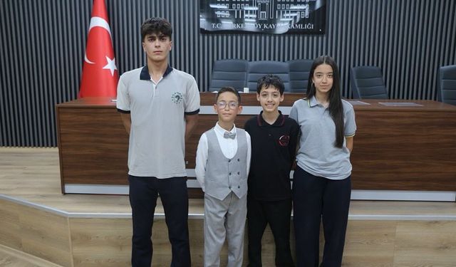 Çerkezköy İlçe Öğrenci Meclisi Başkanı Semi Bel oldu
