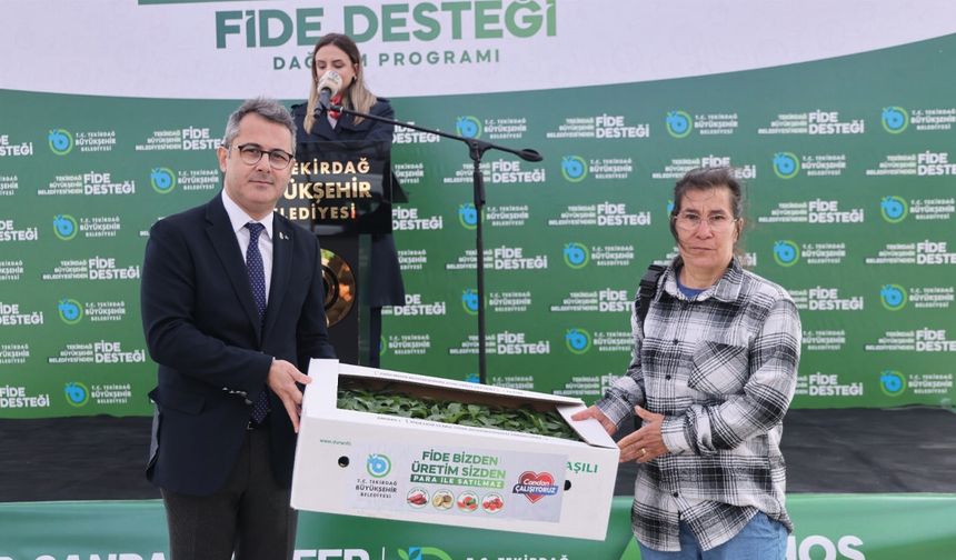 Büyükşehir’den Çiftçilere 482 Bin Fide Desteği