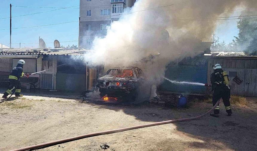 Tekirdağ’da Korkutan Yangın: Otomobil ve Garaj Kullanılamaz Hale Geldi