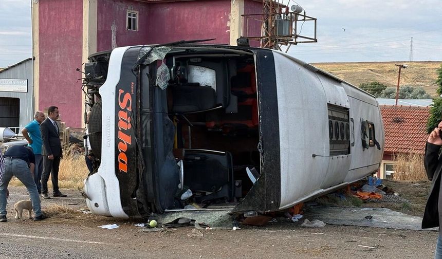 Tekirdağ-Kayseri Seferini Yapan Otobüs Devrildi: 1 Ölü, 40 Yaralı
