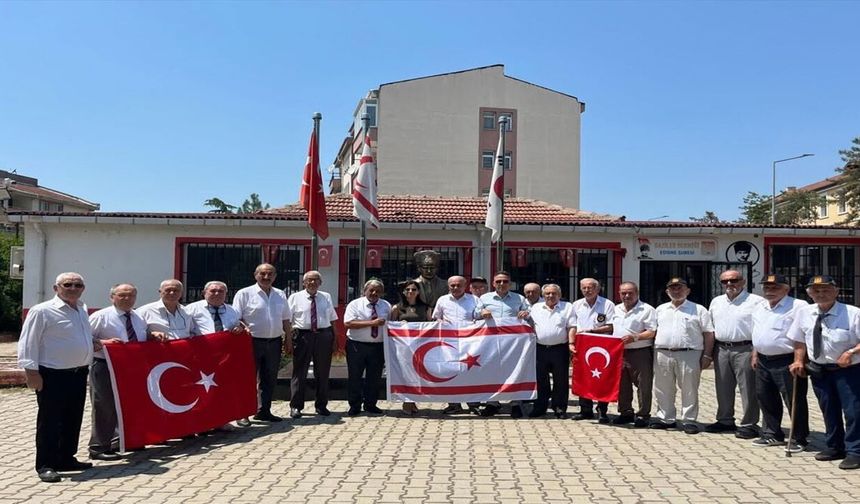 Kıbrıs Barış Harekatı'nın yıl dönümünde anlamlı ziyaret ve fidan bağışı