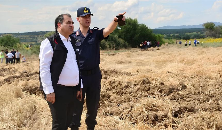 Vize'de Korkutan Anız Yangını: 100 Dönüm Arazi Zarar Gördü