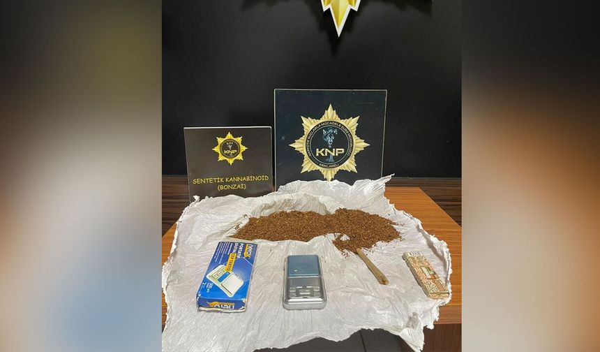 Uyuşturucuyu toprağa gömüp satıyorlardı! Polisi görünce kaçamadılar