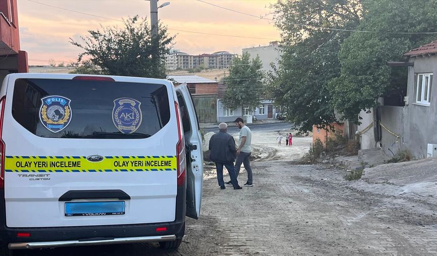 Hayrabolu’da yalnız yaşayan 54 yaşındaki kişi evinde ölü bulundu